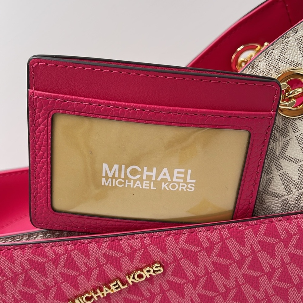 MICHAEL KORS
Large Pebbled Leather Card Holder Case
Electric Pink 
NWT - Picture 9 of 16